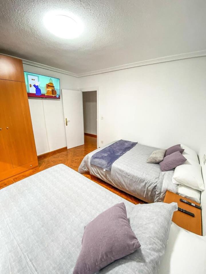 Residencial Leyra, Piso Centrico De 6 Habitaciones, 8 Camas Salamanca Ngoại thất bức ảnh