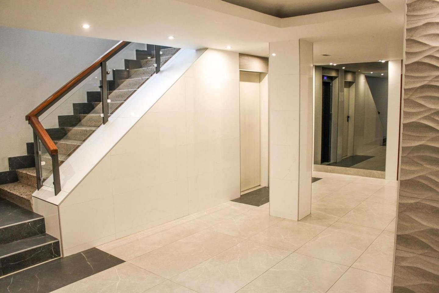 Residencial Leyra, Piso Centrico De 6 Habitaciones, 8 Camas Salamanca Ngoại thất bức ảnh